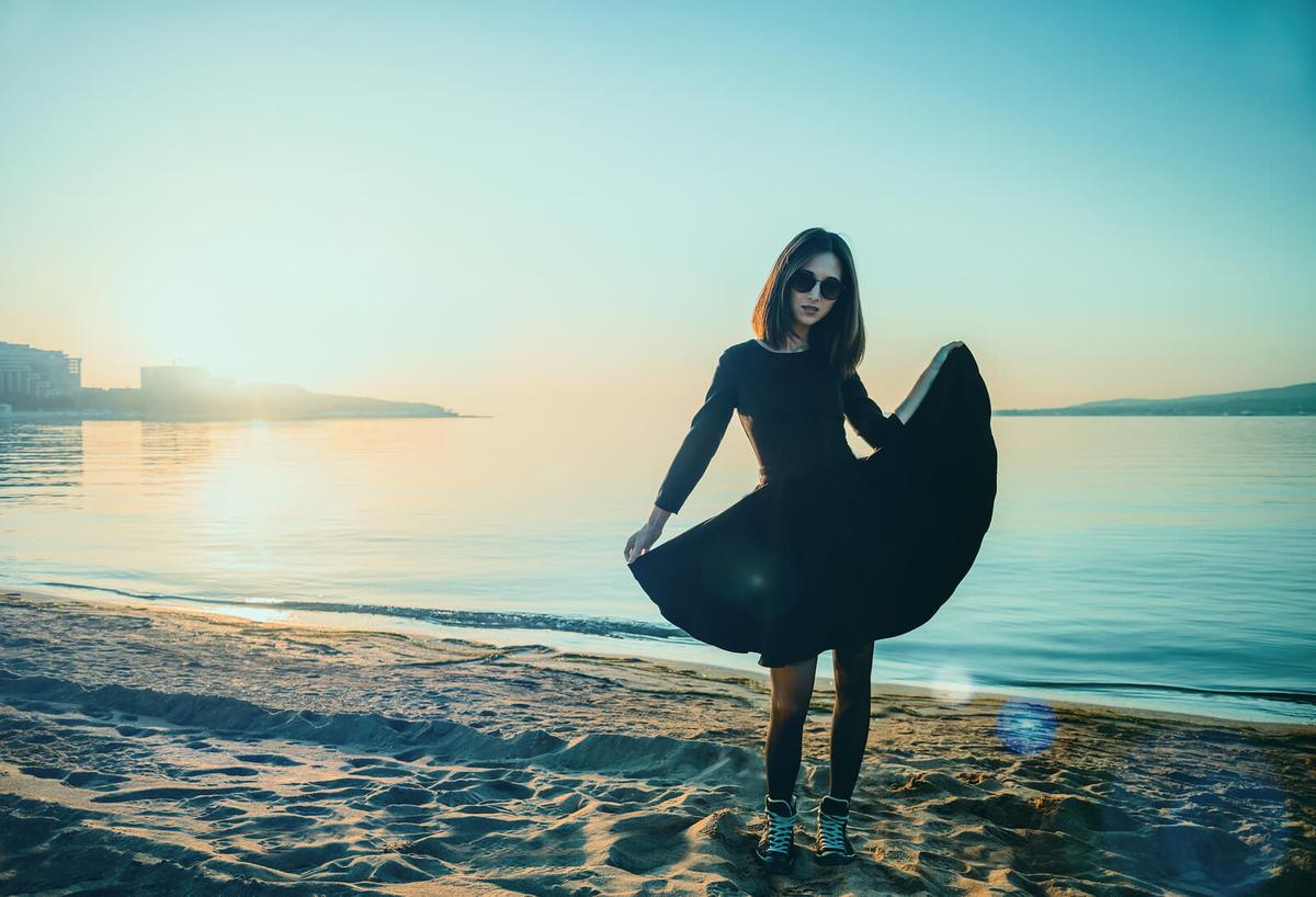 Yes, You Can Wear Sneakers with Dresses