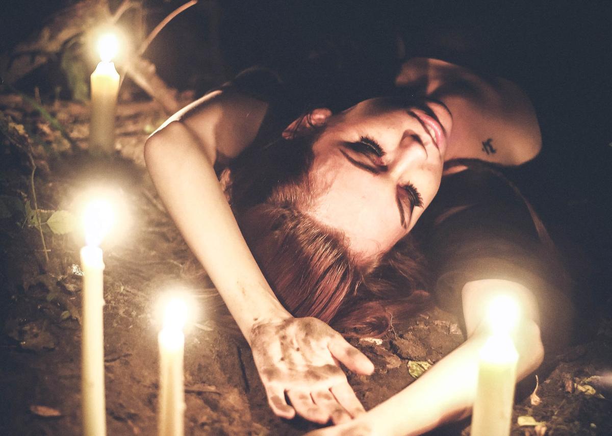 Top 4 Easy Halloween Hairstyle Ideas