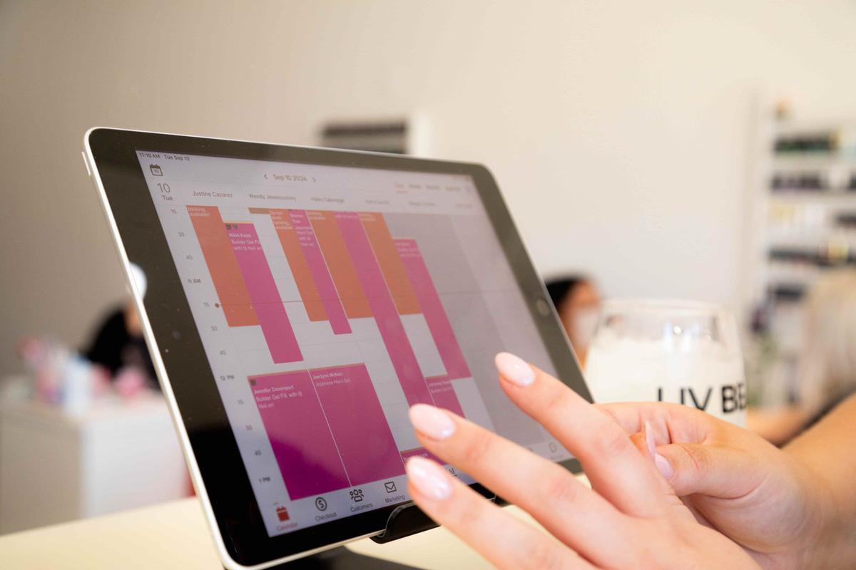 Is Your Booking System Summer-Proof? 5 Ways YOU Can Handle the Heat