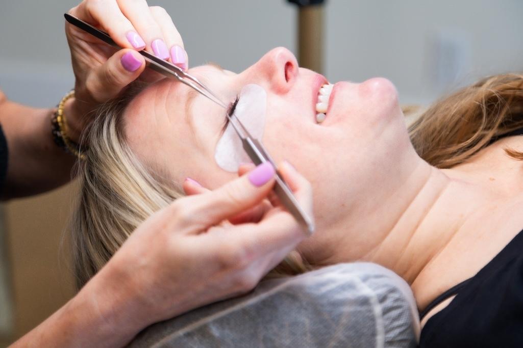 Beauty-CrushBeauty-JessicaHarper-04212025-019 (1).jpg