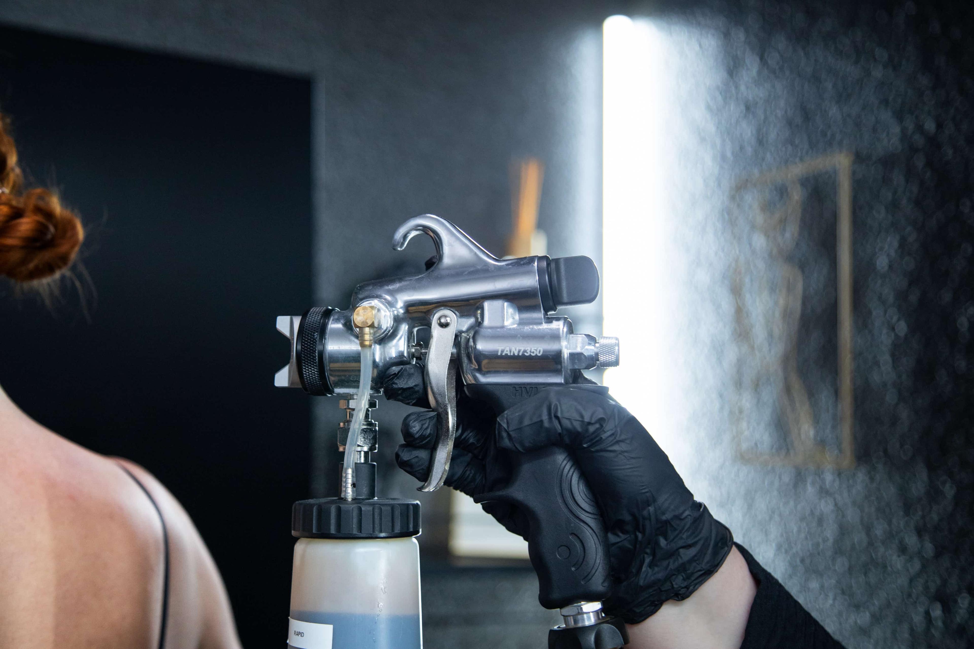 How to Choose the Best Tanning Salon CRM Software: Top Solutions Reviewed