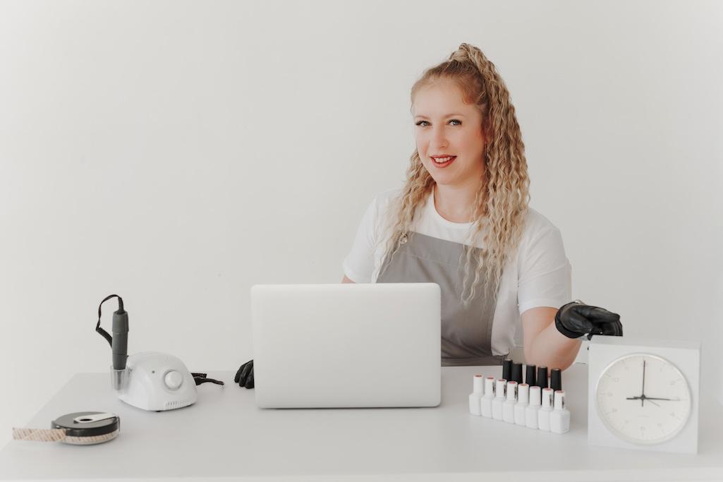 How to Create the Perfect Client Follow-Up Email