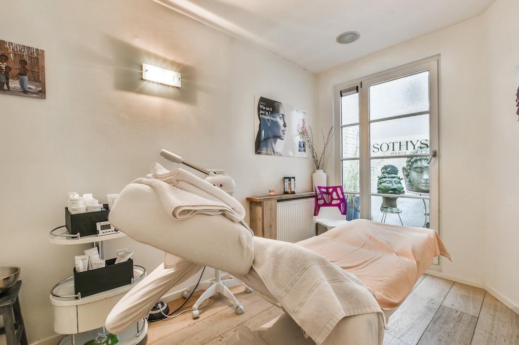 How Does Booth Rental Work? A Guide for Estheticians, Hair Stylists, and Nail Artists