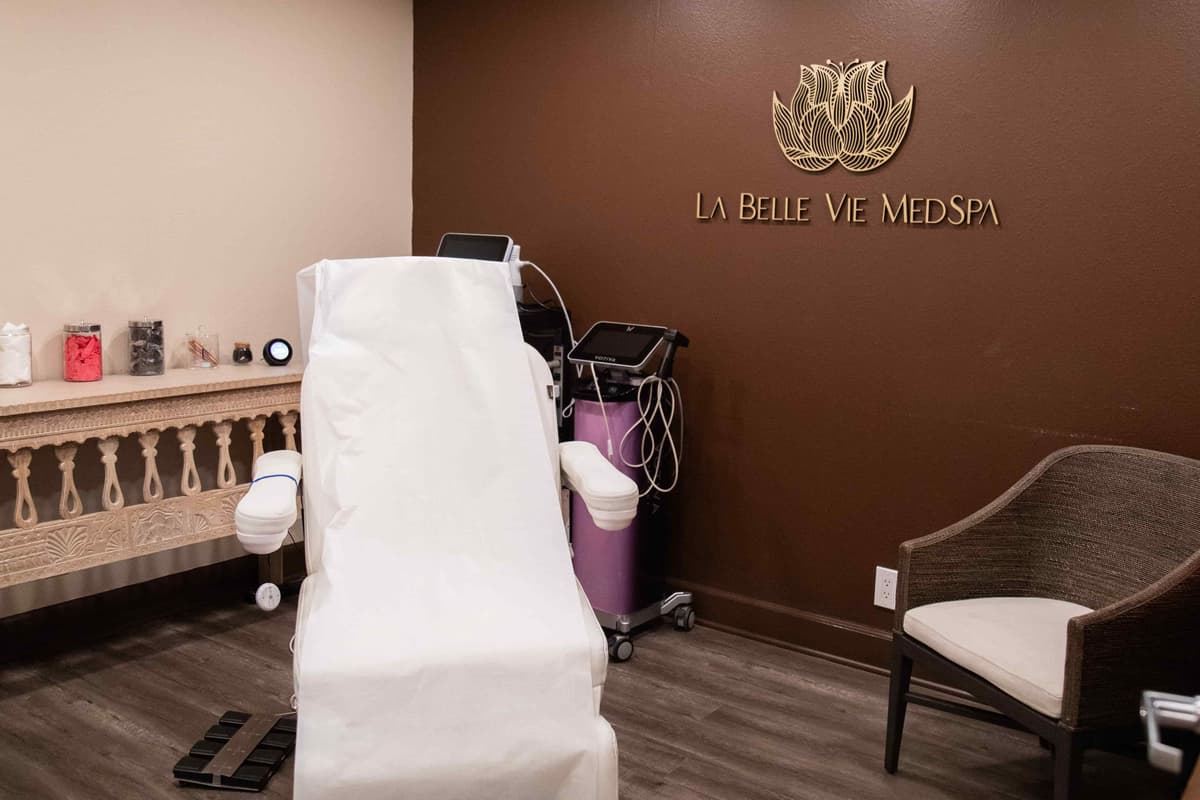 016-Beauty-LaBelleVieMedSpa-07122023.jpg