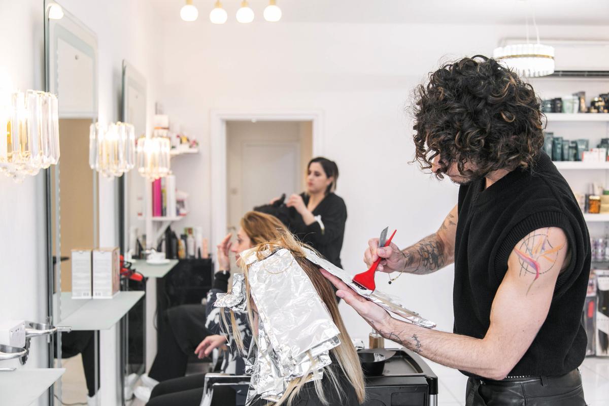 Salon Waste Disposal: Your Eco-Friendly Role in the Workplace
